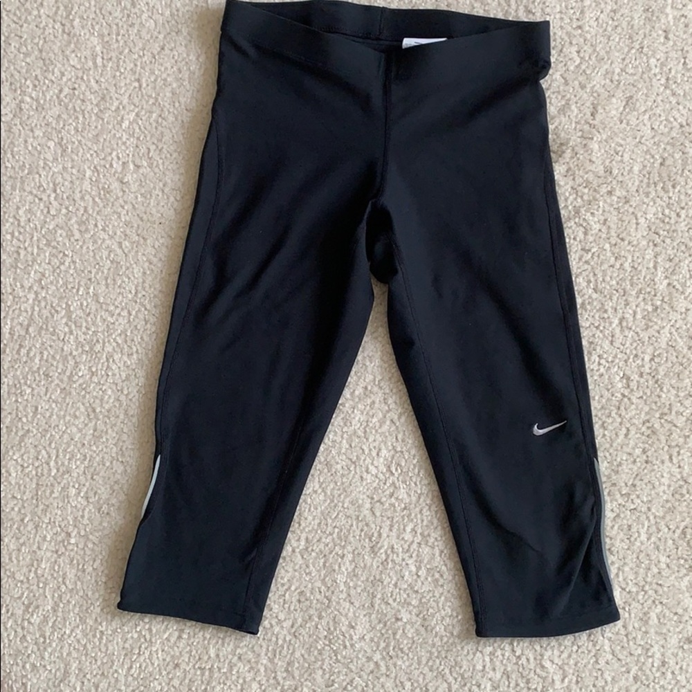 Nike capri pants